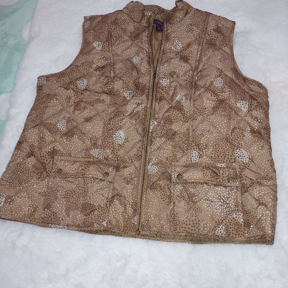 Gloria Vanderbilt Vest - Picture 3 of 16
